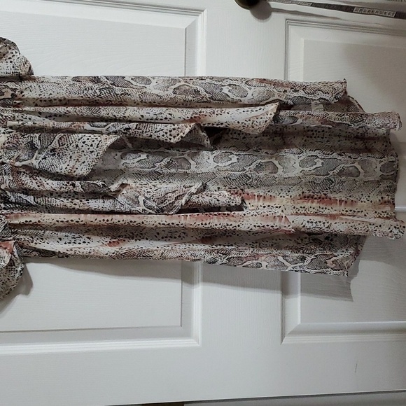 Peach Love California Bohemian Animal Print Semi Sheer Kimono Cardigan Duster - Picture 4 of 14